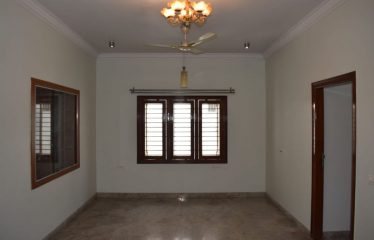 2 BHK house for rent on 2nd floor in HRBR layout 1st block